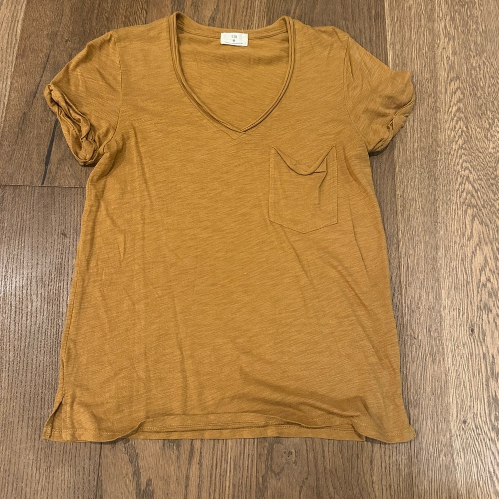 Anthropologie t.l.a. Mustard V-Neck Pocket Tee